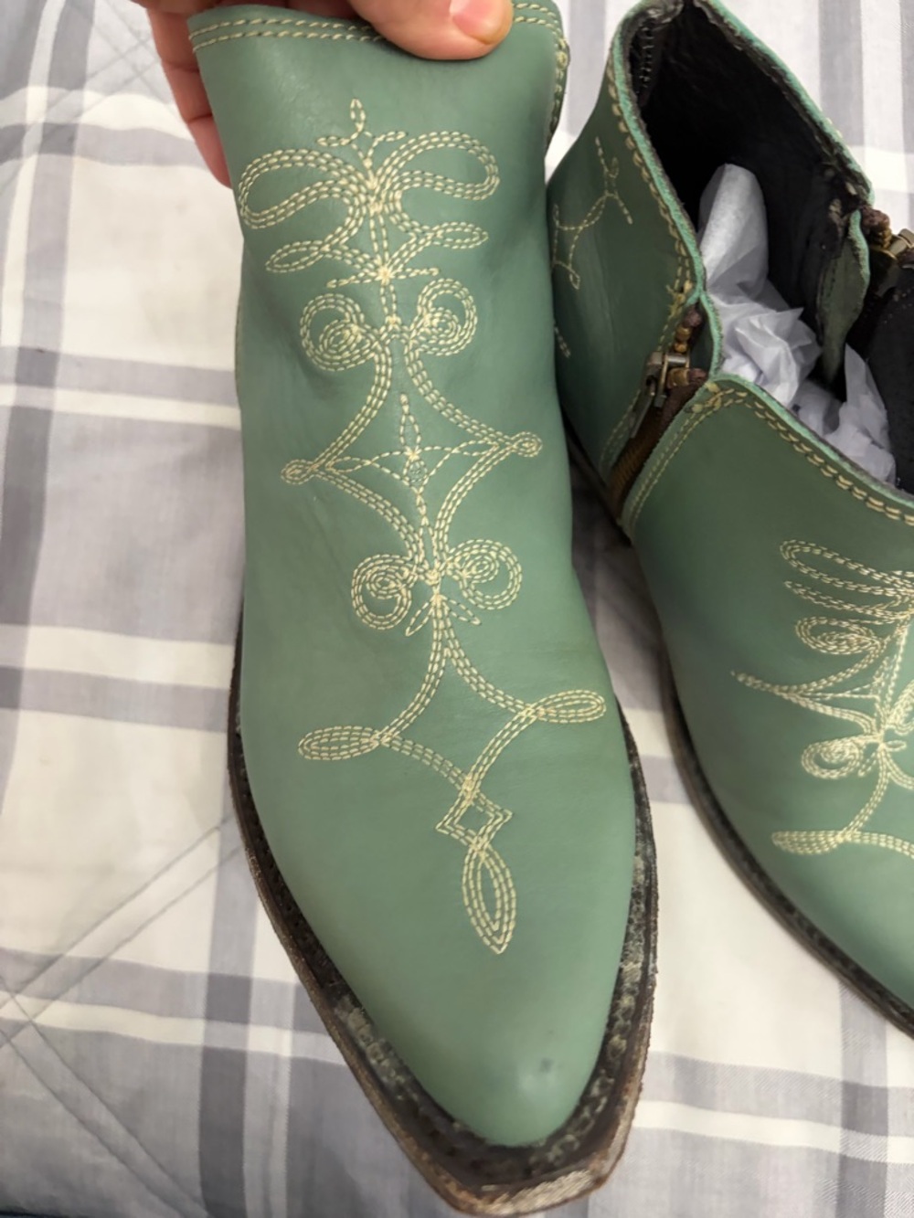 Liberty Black Women's Green mint Embroidered Leather Ankle Boots size 8.5 - Picture 3 of 10